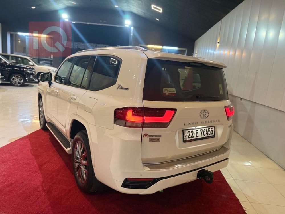 تويوتا لاندكروزر